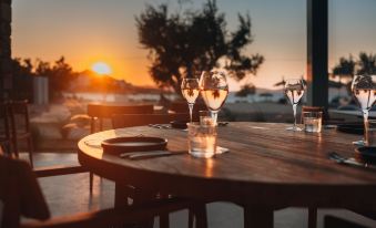 Cove Paros - Housity