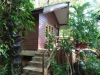 Jungle Bay Resort Hotels near Kung Wiman Beach