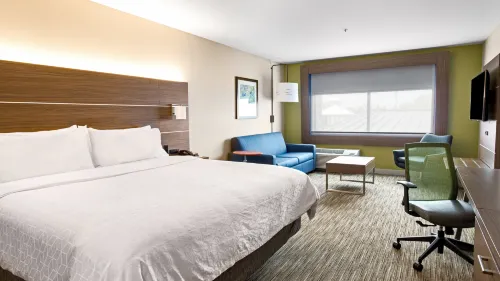 Holiday Inn Express & Suites Racine فنادق في ماونت بليستانت