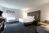 Holiday Inn Greenville - Woodruff Road Hotels in der Nähe von Warehouse Theatre