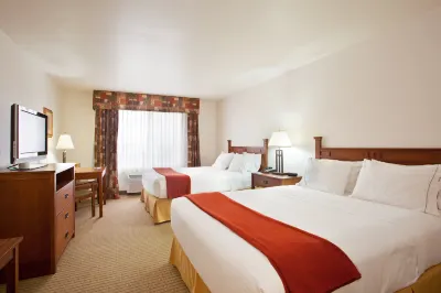 Holiday Inn Express & Suites Mattoon