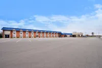 Crossroads Hotel & Event Center