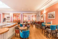 The Empress Hotel - bar