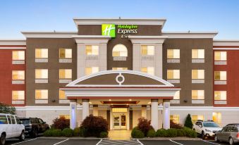 Holiday Inn Express & Suites Klamath Falls Central