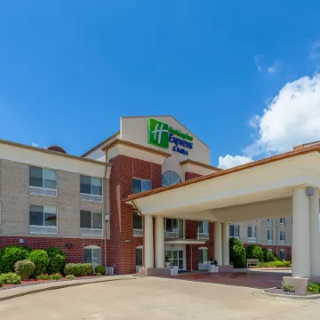 Holiday Inn Express & Suites VANDALIA by IHG