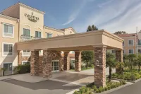 Spark by Hilton Redlands Hotels near University Service
