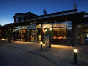Warrington Fir Grove Hotel, Sure Hotel Collection by BW