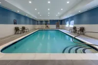 La Quinta Inn & Suites by Wyndham Middletown-Goshen - Pools