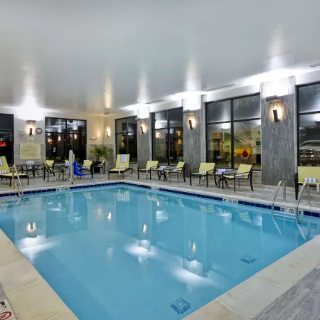 Hampton Inn & Suites Detroit/Warren