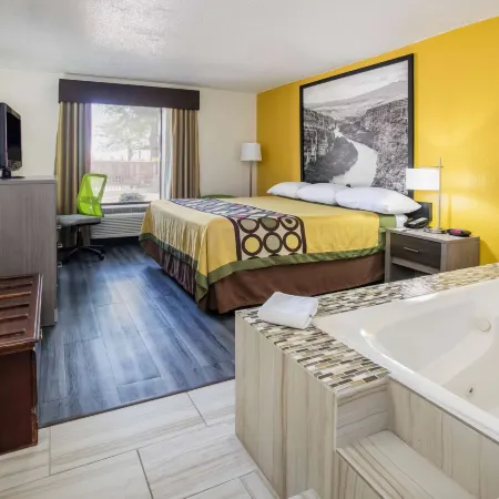 Super 8 by Wyndham Ft Stockton