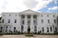 De Vere Beaumont Estate