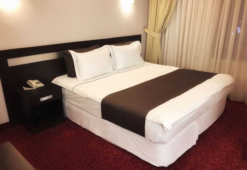 Grand Park Hotel