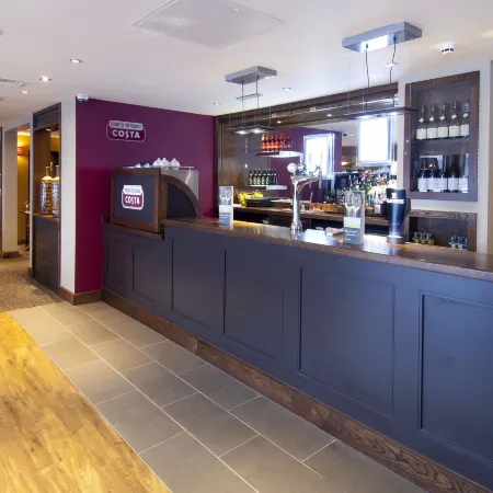 Premier Inn Maidstone Town Centre Отели рядом с достопримечательностью «Бренчли Гарденс»