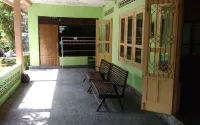 Setro Kariyo Homestay - Bintang 2