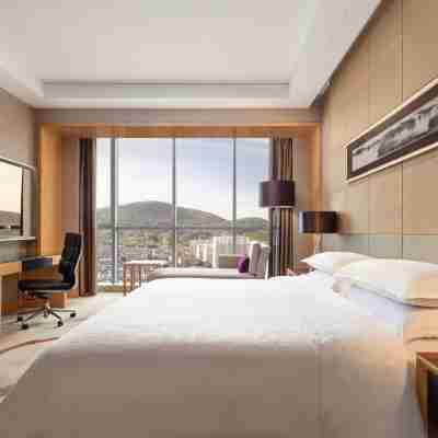 Sheraton Zhenjiang  Hotel Rooms
