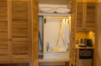 Elmi Beach Hotel & Suites - spa