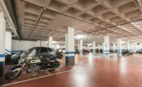 Hotel Albret - ที่มีที่จอดรถ