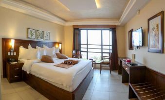 City Tower Hotel