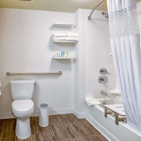 Hampton Inn Boston-Norwood