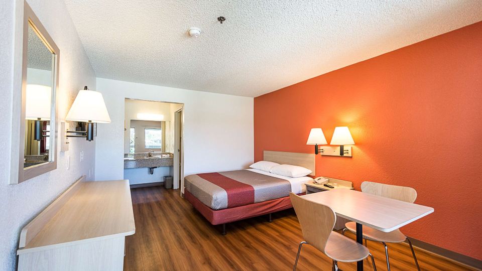 Motel 6 Sparks, NV - Airport - Sparks