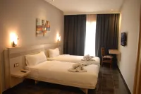 Hotel A44