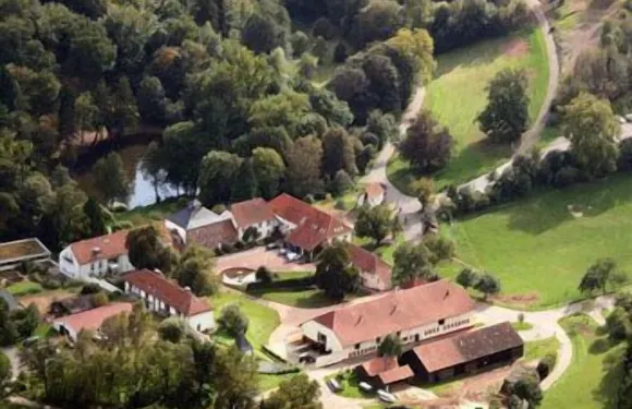 霍夫古特因斯巴赫飯店