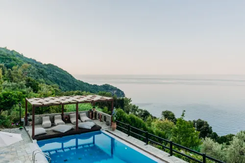 Elysian Luxury Villa Pelion Hotels in Mouresi