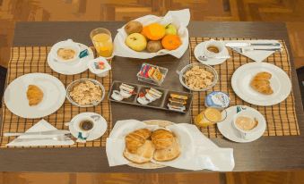 B&B Chiaia 32 - Housity