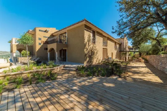 Hotel Creu de Tau Art&Spa-Adults Only