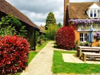 The Cherry Tree Inn Hotels in South Oxfordshire