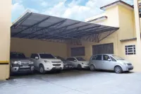 瑞得安德雷莫卡多酒店 - 停車場