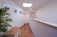 The Anchor Apartments Hotels in Портаферй