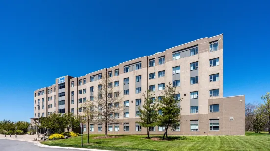 Residence & Conference Centre - Niagara-on-The-Lake