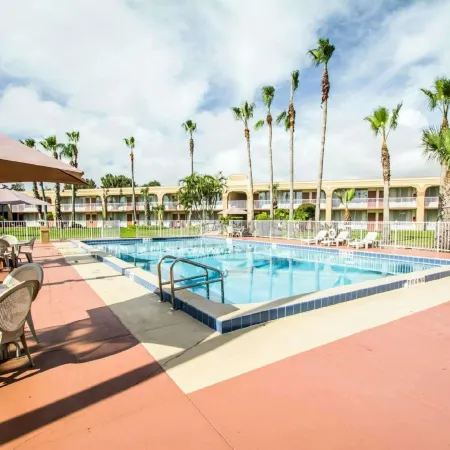Island Hotel of Space Coast