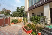 4 Seasons Suites Các khách sạn ở 