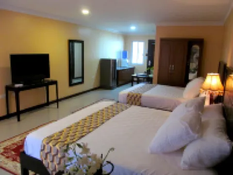 Venezia Suites Resort