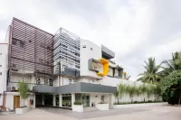 3K Hotel and Restaurant Отели в г. 
