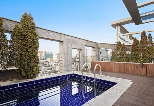 에이치 에비뉴 호텔 객실