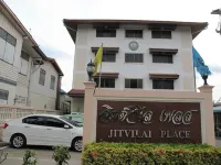 Jitwilai Place Hotel di Ho Rattanachai
