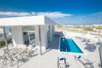Villa Prpo490a, Stunning 5Bdr Protaras Villa with Pool, Close to the Beach