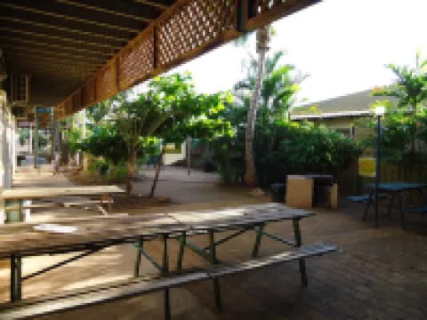 Roebuck Bay Backpackers and Party Bar