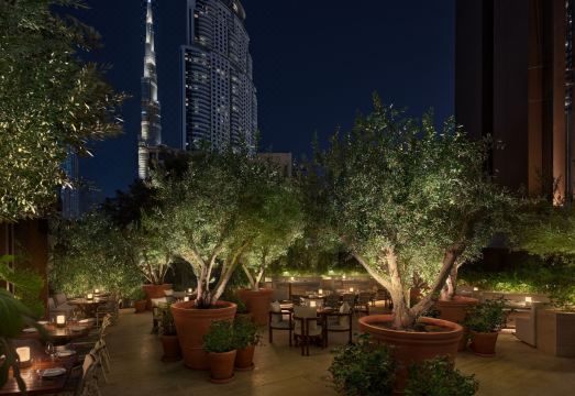 더 두바이 에디션