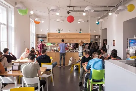 Avenue Hostel
