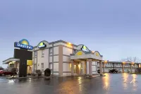 Days Inn by Wyndham Brockville