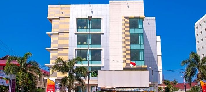 Daima Hotel Padang โรงแรมในปาดัง