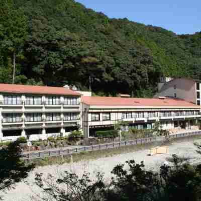 川湯温泉 冨士屋 Hotel Exterior