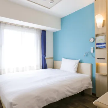 Toyoko Inn Kobe Sannomiya Eki Shiyakusho Mae