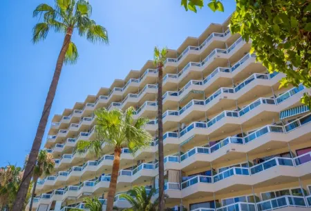 Las Palomas Apartments Econotels Отели рядом с достопримечательностью «Cala Mago»