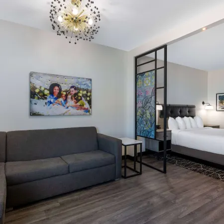 La Quinta Inn & Suites by Wyndham Maricopa - Copper Sky