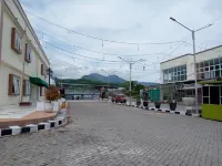 Matta Mountain Villa Hotels in Banyuresmi